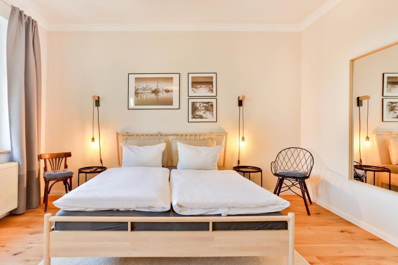 Ferienwohnung An Der Brunnenaue 施特拉尔松德 外观 照片