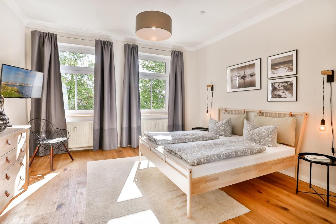 Ferienwohnung An Der Brunnenaue 施特拉尔松德 外观 照片